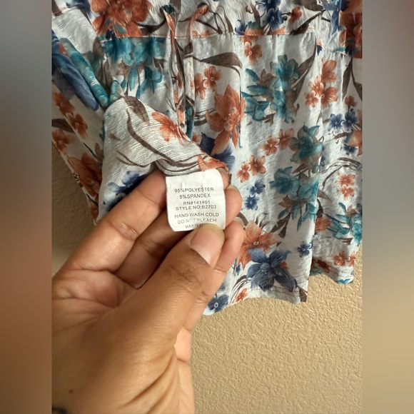 Floral Print Sleeveless Blouse with waist drawstring - Picture 6 of 7